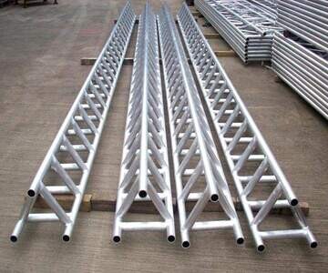 scaffolding ladder beams